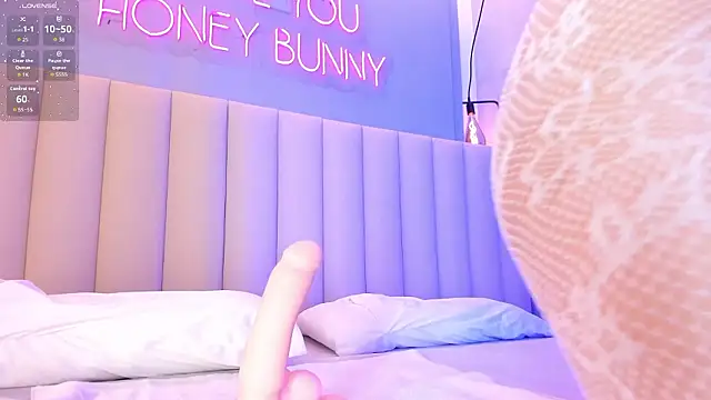 cherry monroe online show from February 10, 10:40 am