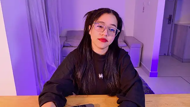AntonellaBons online show from July 29, 4:01 am