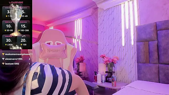 KatyParisi online show from March 11, 8:00 pm