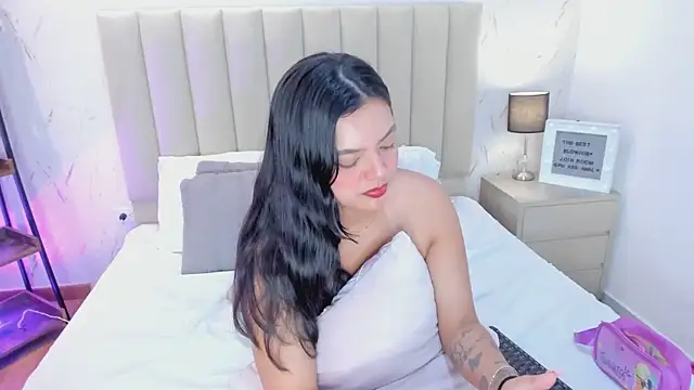 ViolettaRousee  online show from August 1, 11:07 pm