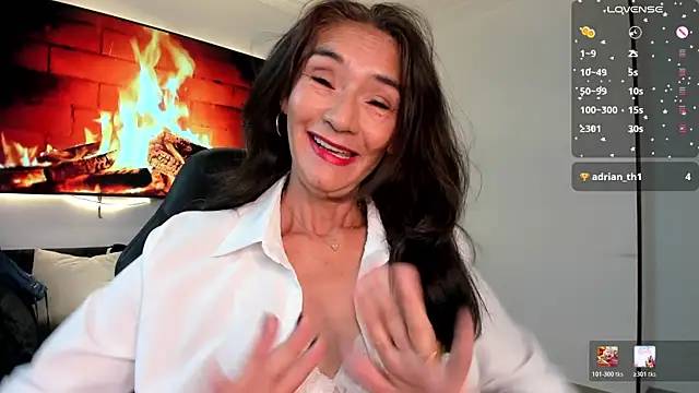Emma Mendozaa online show from July 14, 11:37 am