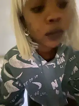 BankssWithTheBenz online show from February 15, 7:46 pm