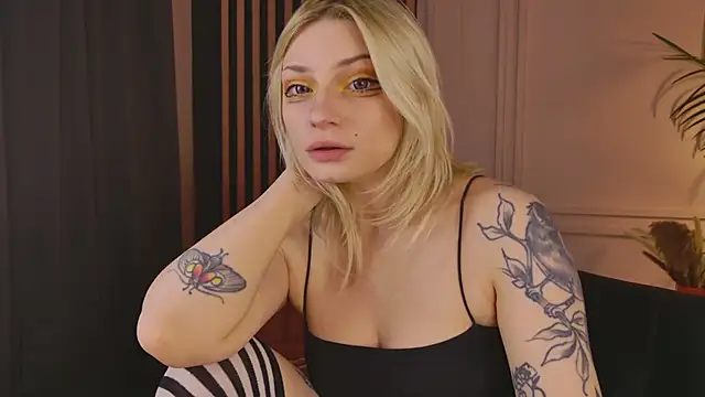 AvaSun online show from February 5, 10:57 pm