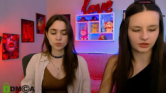 laurenmurrr online show from March 13, 10:16 am