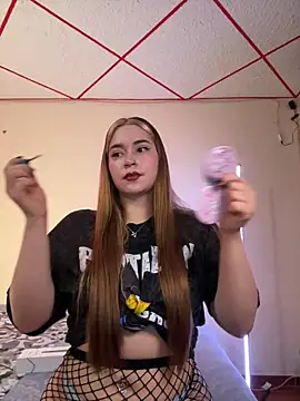 Arytits online show from February 9, 11:01 am