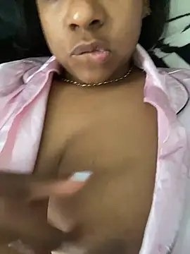 amara queen  online show from July 13, 3:24 pm