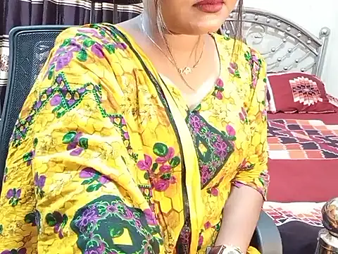 Nusrat Faria online show from June 20, 9:18 pm