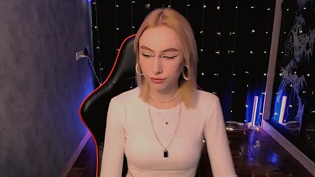 crybambi online show from February 17, 8:35 am