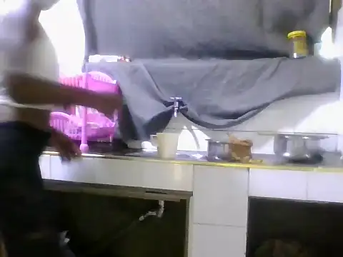 kelebogi online show from February 4, 8:39 am