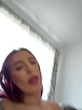 CrystalRedd online show from July 21, 1:45 pm