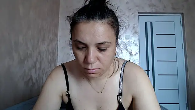LorraGrey online show from July 6, 5:46 am
