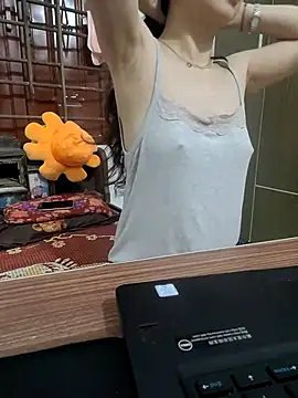 NinaKey online show from June 11, 3:31 pm