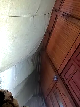 hot-luna- online show from February 18, 9:08 am