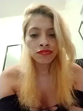 amairany27 online show from March 9, 5:32 am