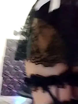 amairany27 online show from March 15, 2:30 pm