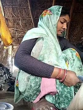 Hotty raghni online show from March 12, 2:58 am