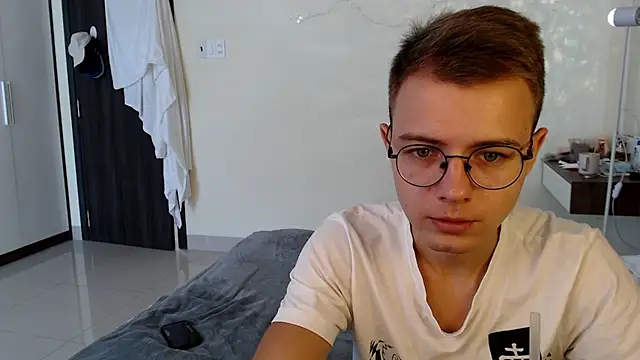 NikiKerryCum online show from July 14, 3:33 am
