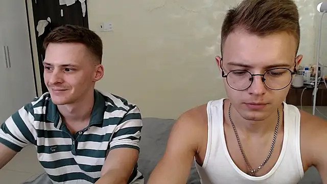 NikiKerryCum online show from July 5, 12:44 pm
