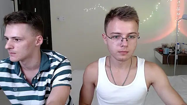 NikiKerryCum online show from July 29, 12:38 pm