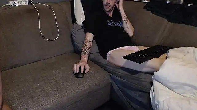 Popje94 online show from March 15, 7:05 pm