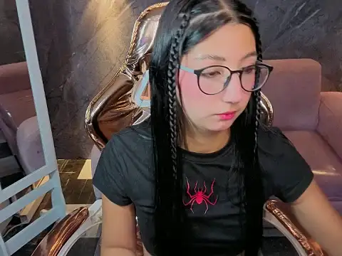 Sophie jones b online show from February 4, 12:41 pm