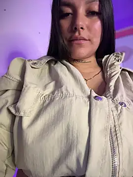 Miia  Taylor online show from June 12, 3:36 am