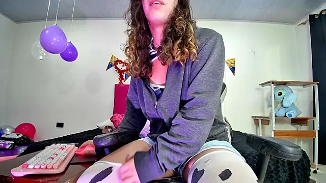 MEW ALIX online show from July 7, 1:25 pm