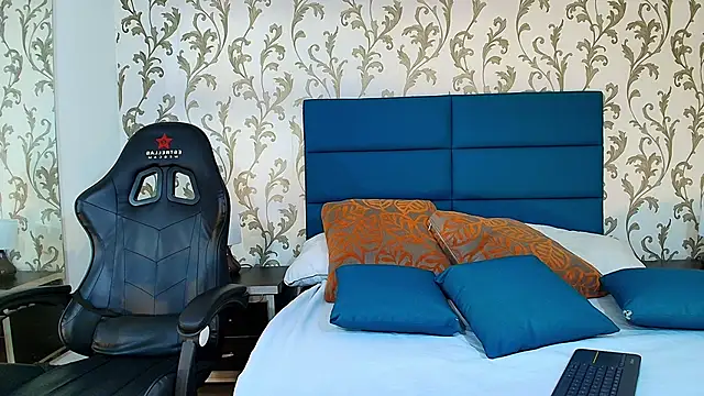 Mariahm Williams online show from February 21, 11:27 pm