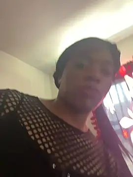 frenchiego online show from May 18, 3:29 pm