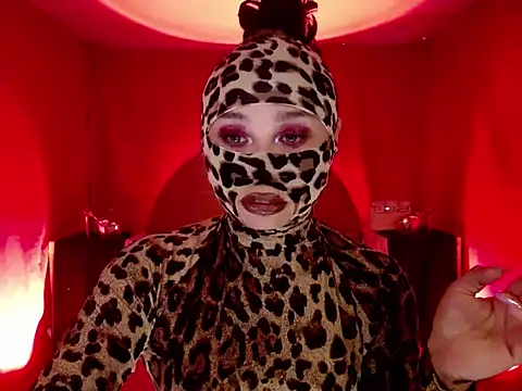 Mysterious Mistress online show from February 22, 6:36 am