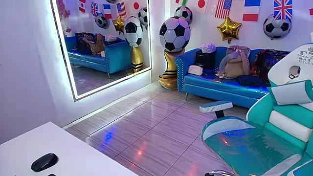 Madame scarlett online show from June 20, 11:47 am