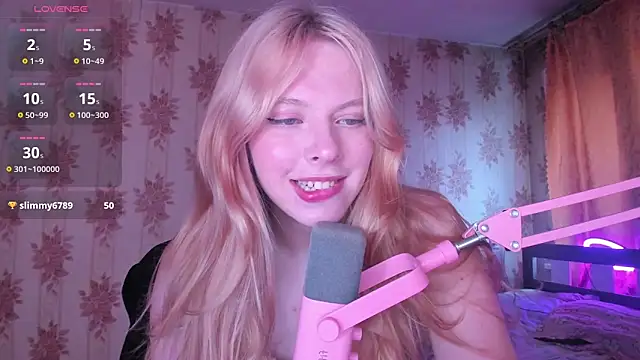 Cutie Bambi online show from August 1, 12:18 pm