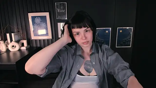 Maykinkya online show from August 2, 2:53 pm