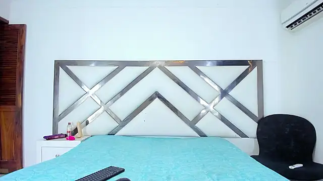 Nico Hillx online show from February 5, 5:38 pm