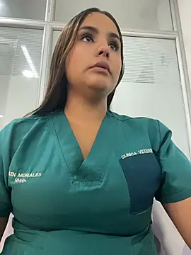 Noa Harper- online show from May 3, 9:29 pm