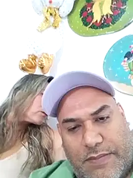 wessAndSandri online show from February 27, 8:19 pm