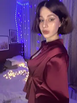 KrissCherri online show from February 2, 11:59 pm