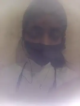 queen gairl online show from March 2, 7:37 am