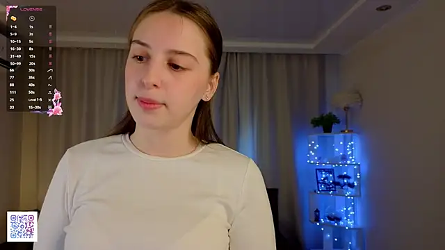 LeanneDinkle online show from April 30, 6:07 am