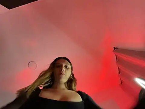 alison parkerr26 online show from February 19, 11:36 pm