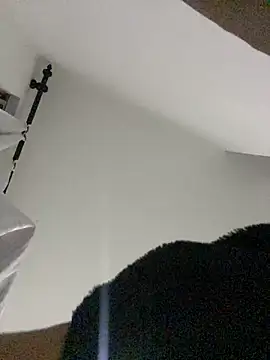 alison parkerr26 online show from March 7, 3:46 am