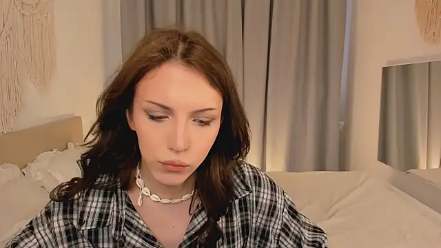 Tiffany  King online show from August 1, 11:01 am