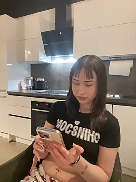 Just-Lilly online show from May 3, 1:31 am
