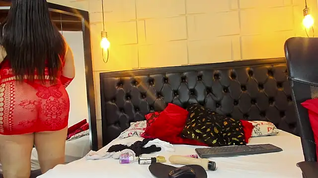 RousMature online show from March 14, 8:54 pm