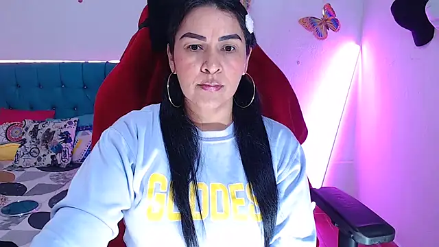 hotsweet-69 online show from April 29, 5:43 am