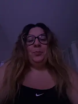 JasmineGlow7 online show from March 28, 1:05 am