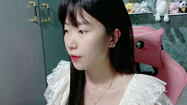 Linne6789 online show from June 27, 2:56 pm
