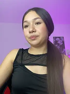 DULCE MARIA EF online show from March 5, 3:08 pm