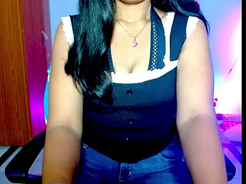 ELIZA 01 online show from June 9, 4:45 am