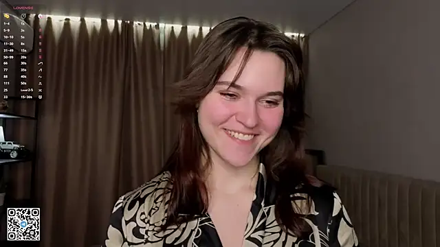 DelindaToste online show from March 17, 7:18 pm